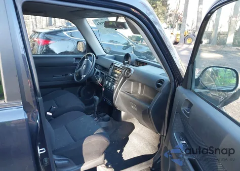 2004 Scion Xb from USA, damaged, VIN JTLKT324140165762